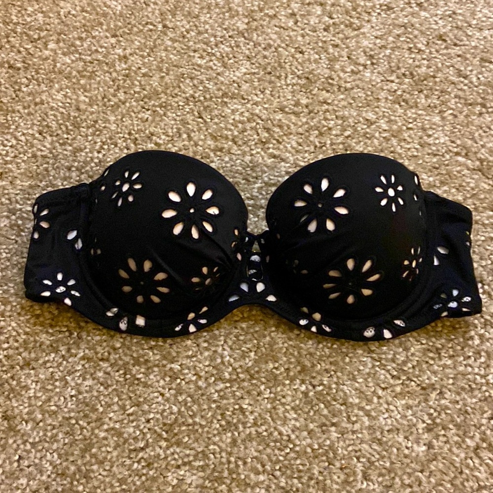 Victoria's Secret Flower Cut-out Strapless Bikini Top